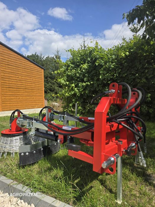 zamiatarka do usuwania chwastów z chodnika z rogów krawężników