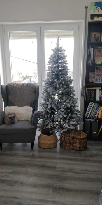Árvore de Natal com Neve Artificial