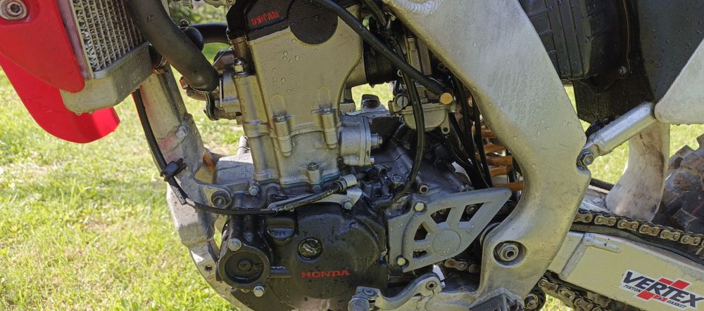 Honda crf 2005 05r