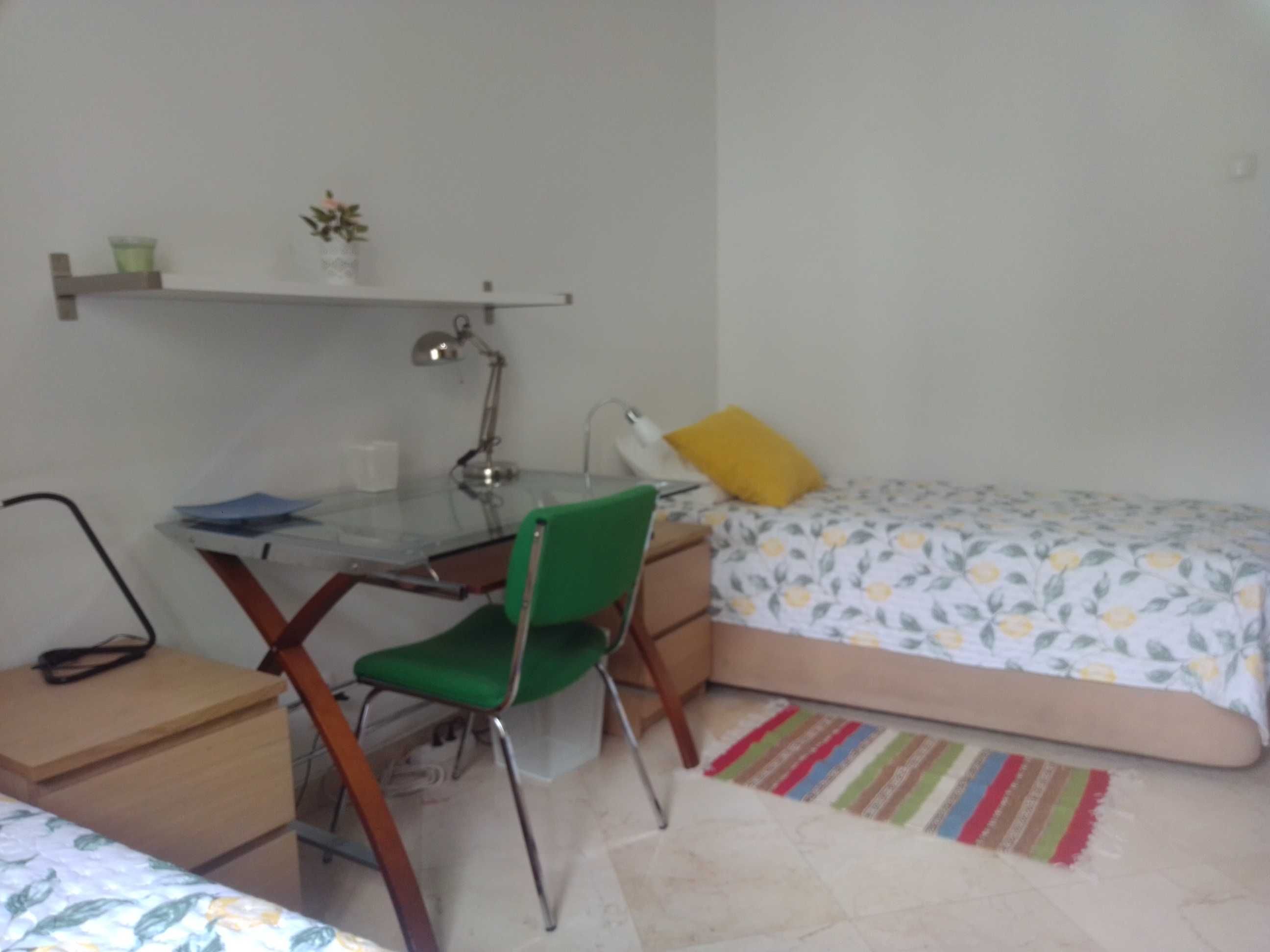 Quarto Duplo Estudantes ISA  ISEG  Nova SBE Fac Arquit Veter. ISCSP
