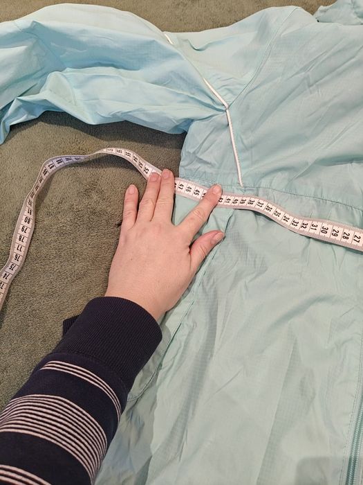 Damska wiatrówka z kapturem Rotate