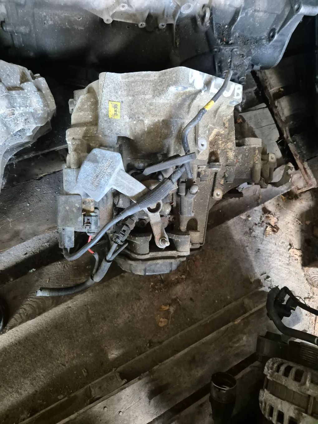SKRZYNIA BIEGÓW VW GOLF VI LEON OCTAVIA 1.6TDI LUB