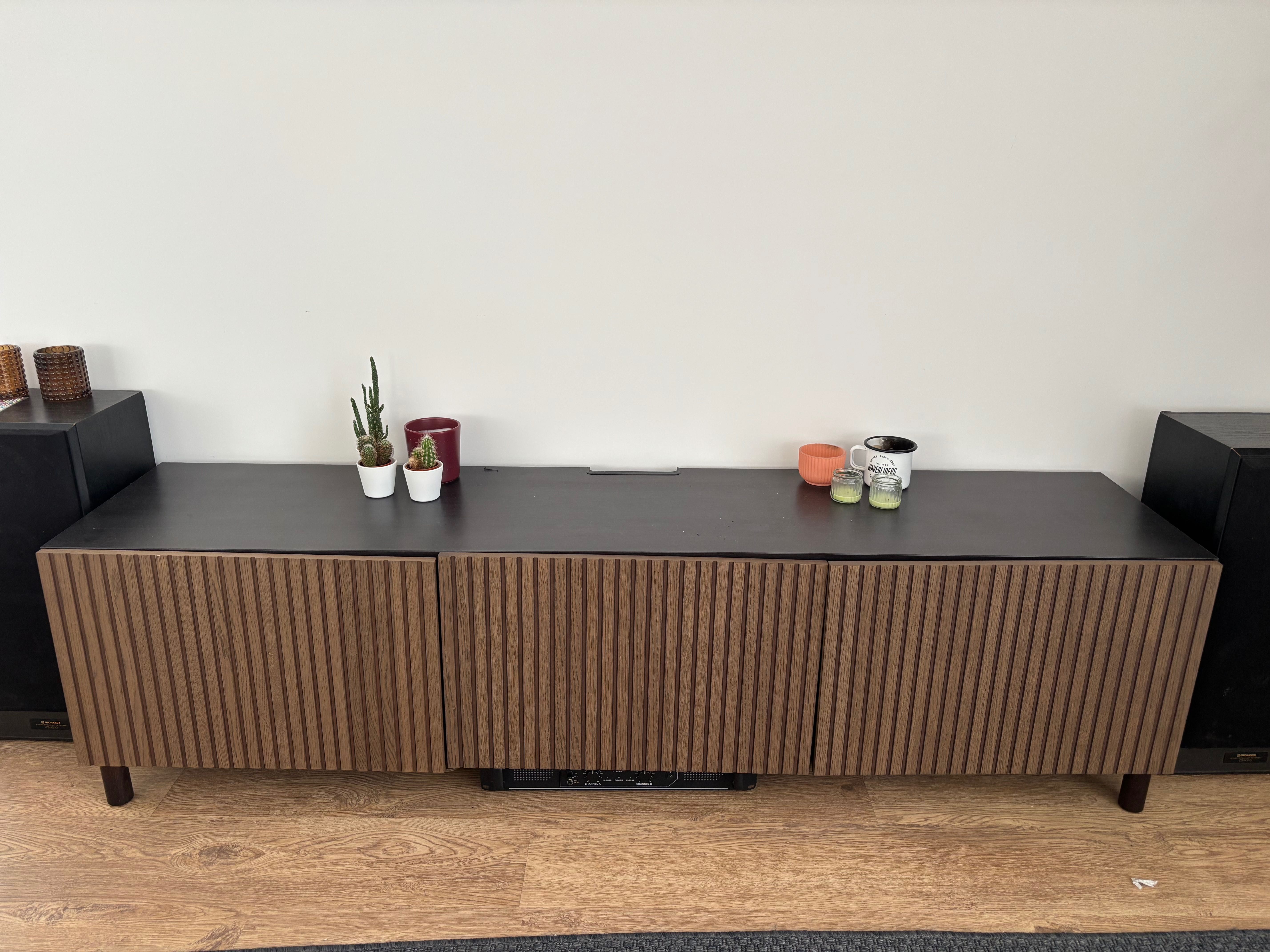 Besta IKEA side board armário