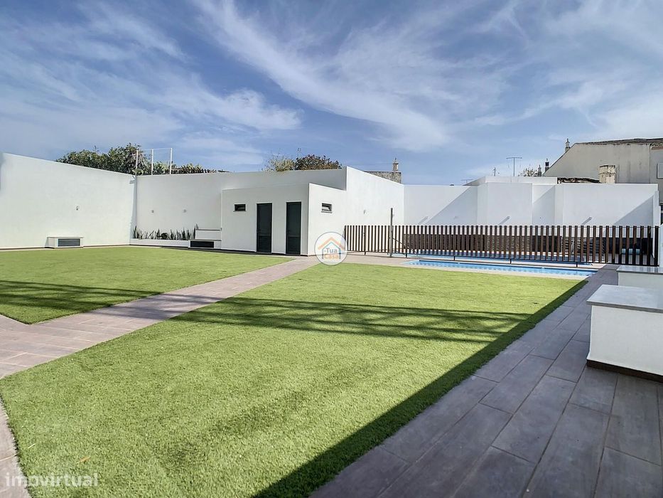 Fantastico apartamento T1 novo com piscina e garagem em Olhão
