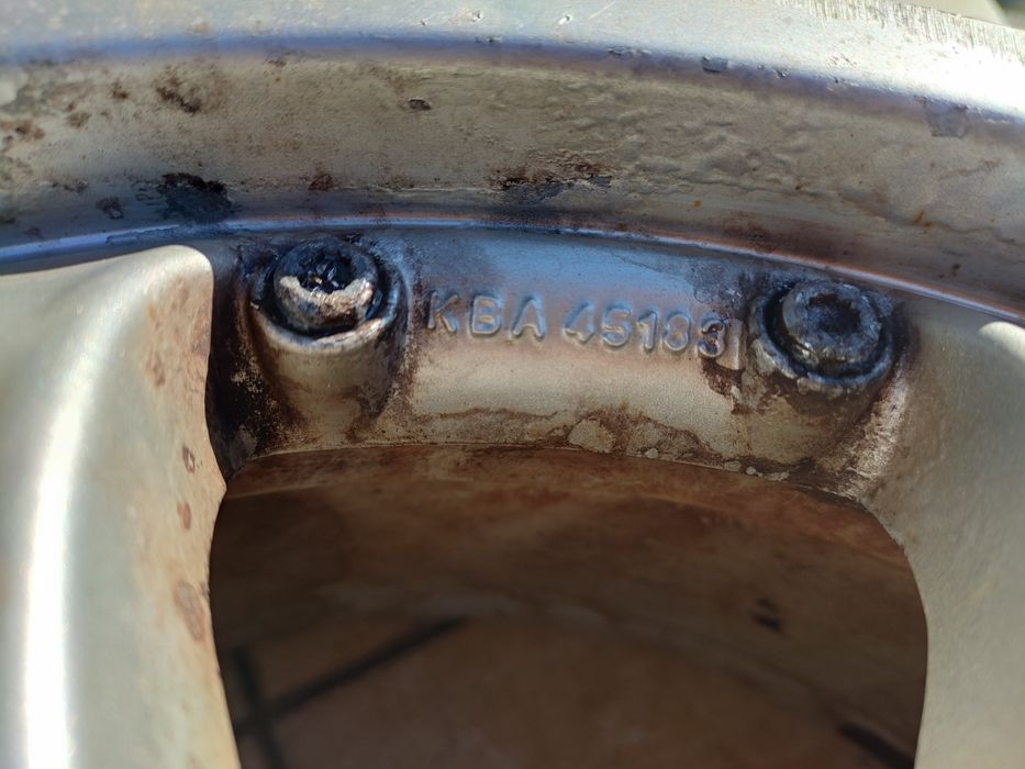 Felgi aluminiowe 17 Autec 4x100 7.5J ET 30