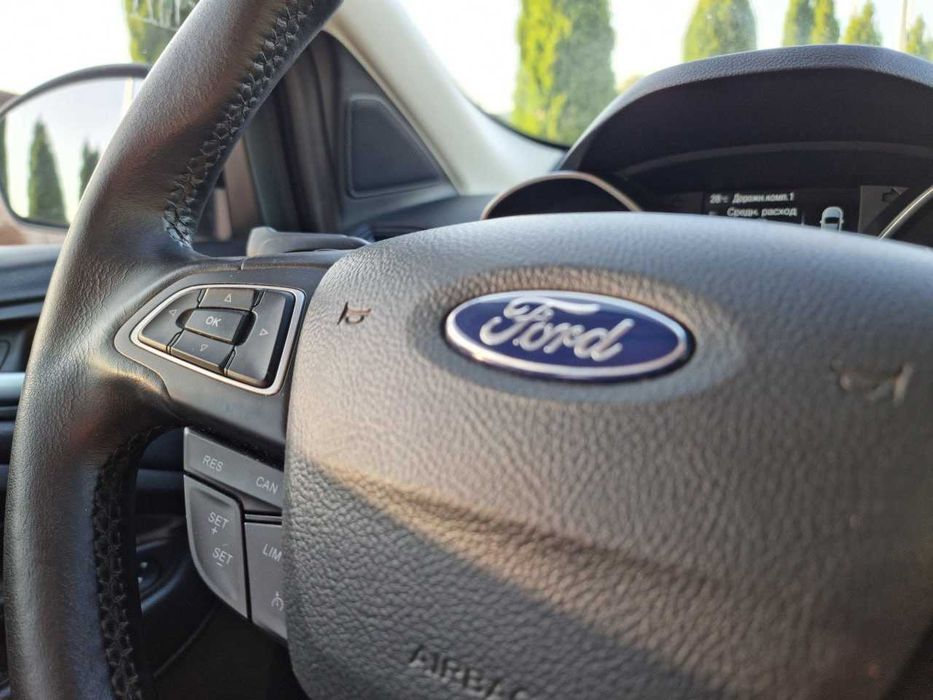 Продам  Ford Kuga 2017. Можна в розстрочку, під викуп.