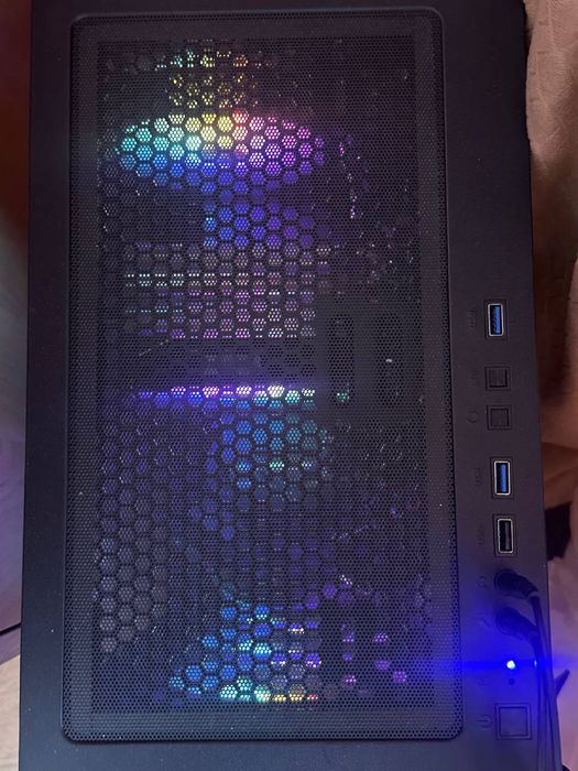 Ігровий пк на RTX 4070 super, r5 5600 16gb/512