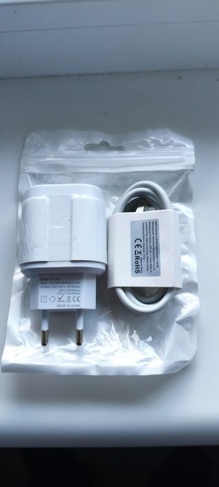 Блок питания с кабелем .