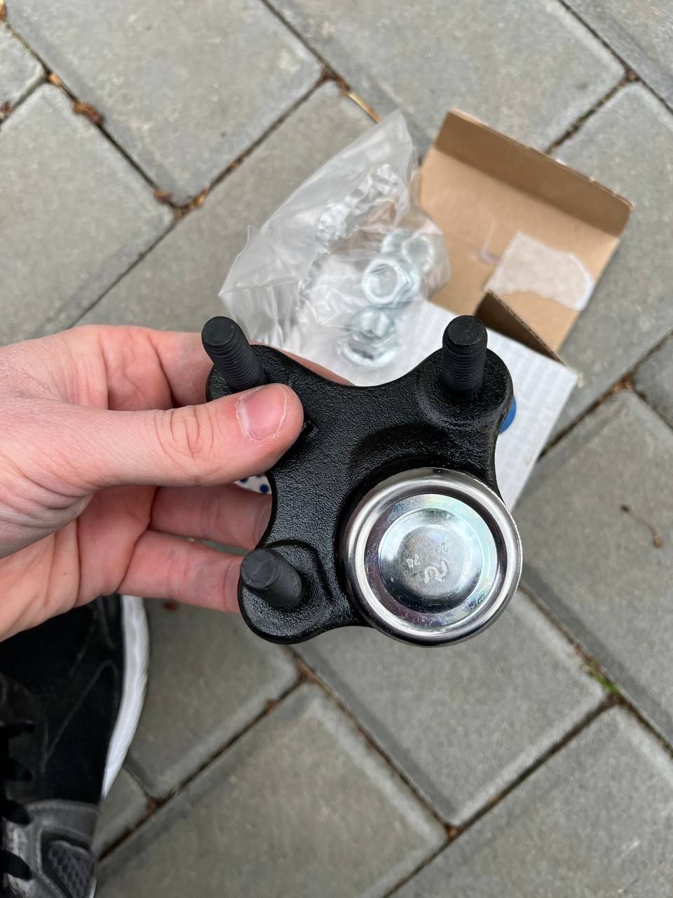 Шарова опора на vw Tiguan 96-90920-156