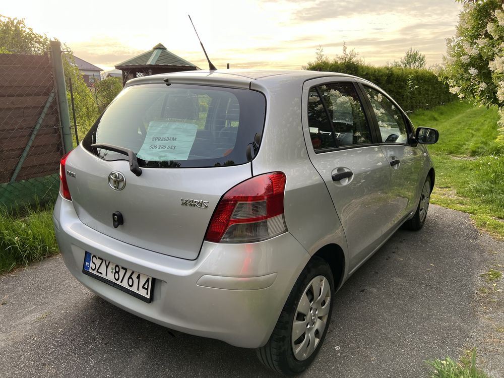 Toyota Yaris 1.3 benzyna