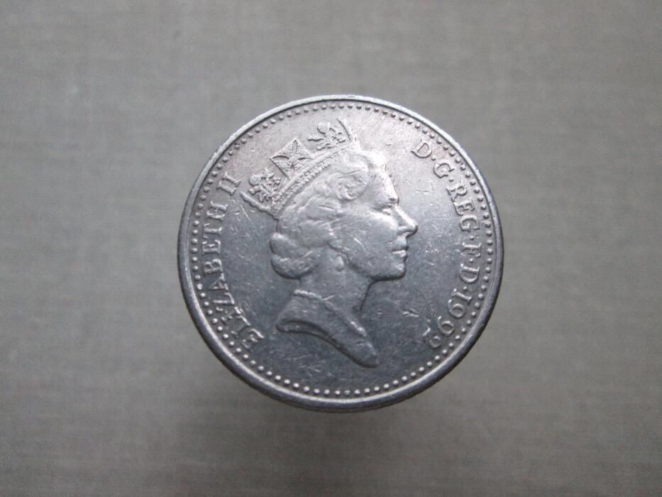 Монета 10 пенсов 1992 г. Elizabeth II D G Reg F D Ten Pence