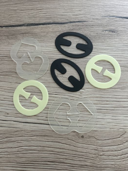 Uchwyty do ramiączek do stanika