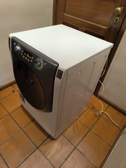 Maquina de lavar Ariston 9kg
