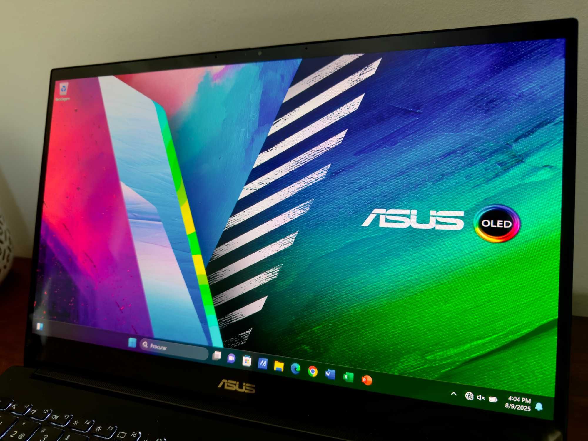 Asus Creator Laptop Q|15.6"OLED|i9-13900H|40Gb Ram|Ssd 1TB|RTX3050 6Gb