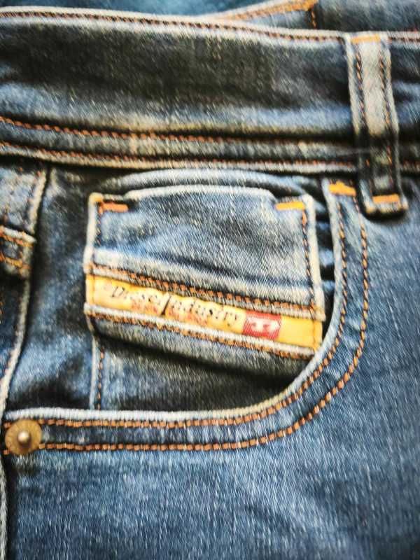 Jeansy Diesel W29L32 skiny stretch
