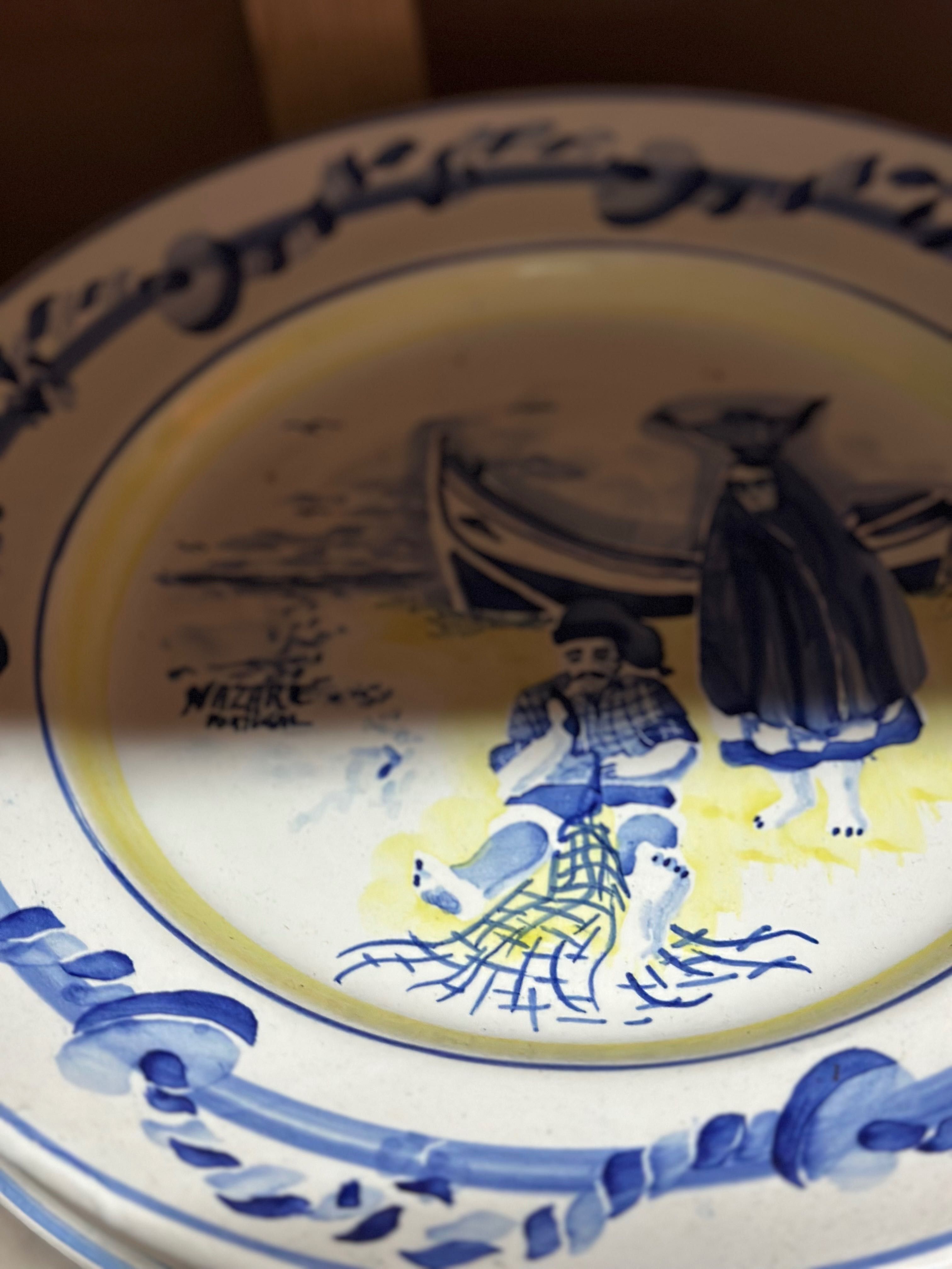 Jarrão e pratos decorativos