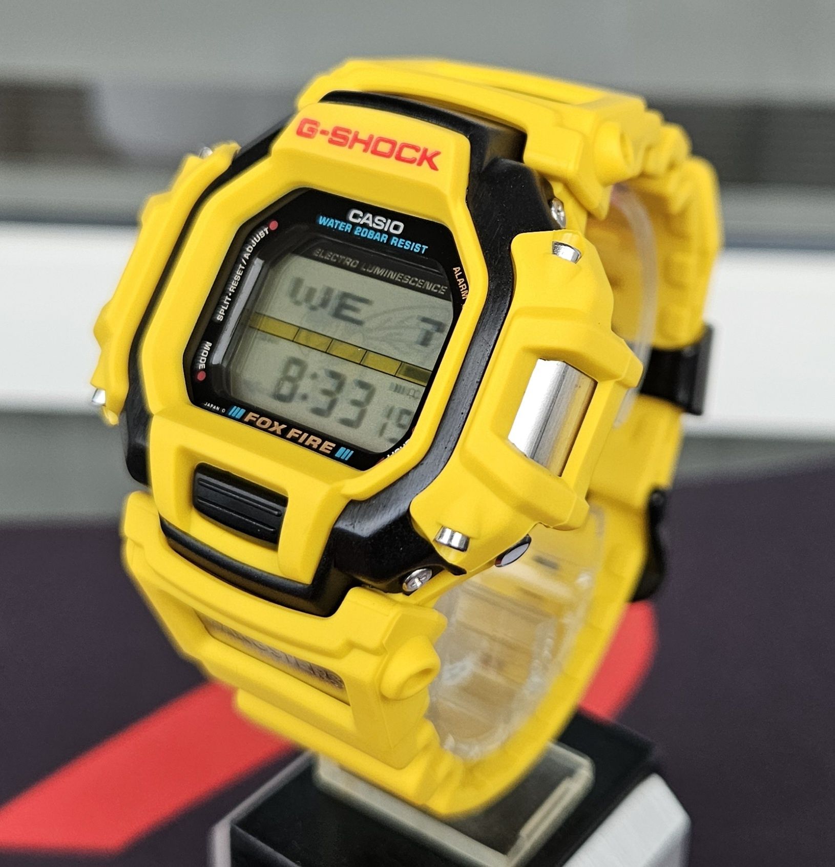 DW-8195 Fox Fire Gangsters Hornet vintage-G Casio G-shock 1995