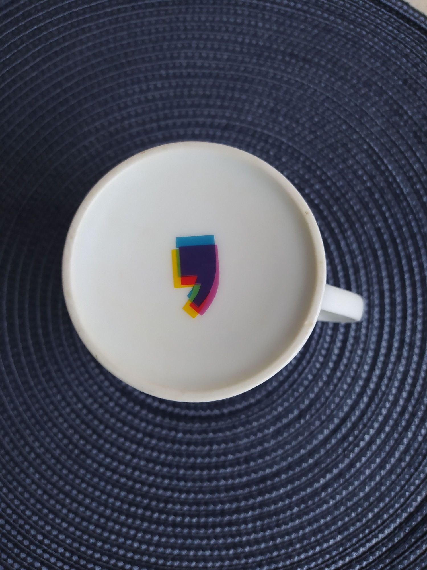 Kubek porcelanowy biały z grafiką Wieteszka, Empik