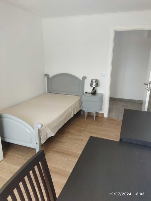 Casa geminada T2 R/C Equipada - Ribamar