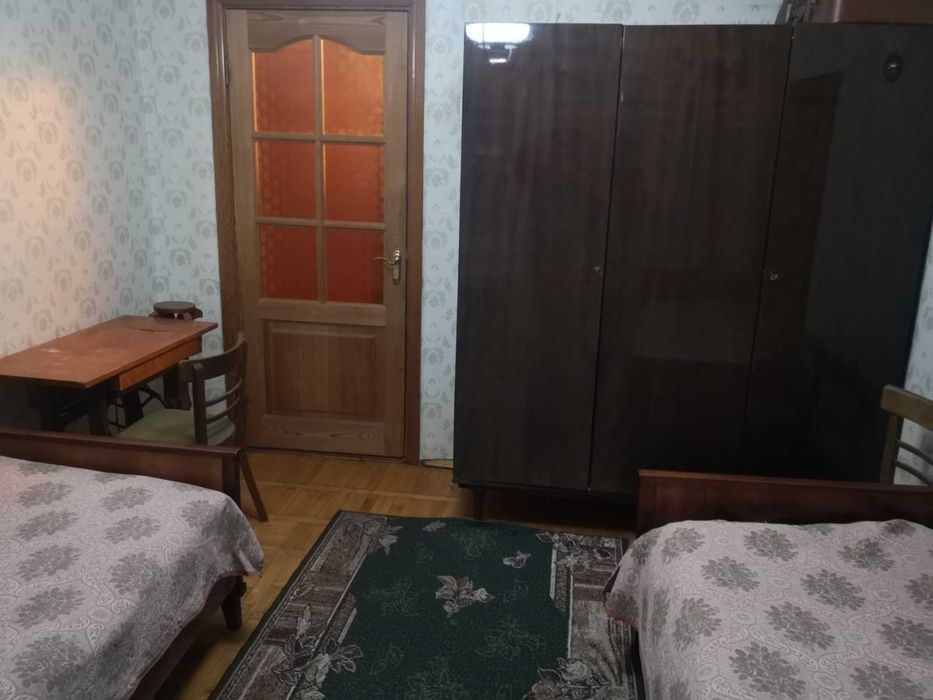 Роздільна 2 - кімнатна квартира. Воскресенський проспект 16 Б