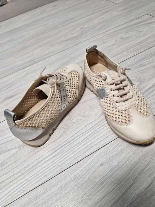 Sneakersy Hispanitas siatkowane skórzane