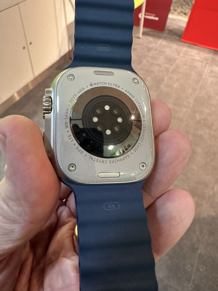 Apple watch Ultra 2 49mm titanio NavyOcean - Garantia