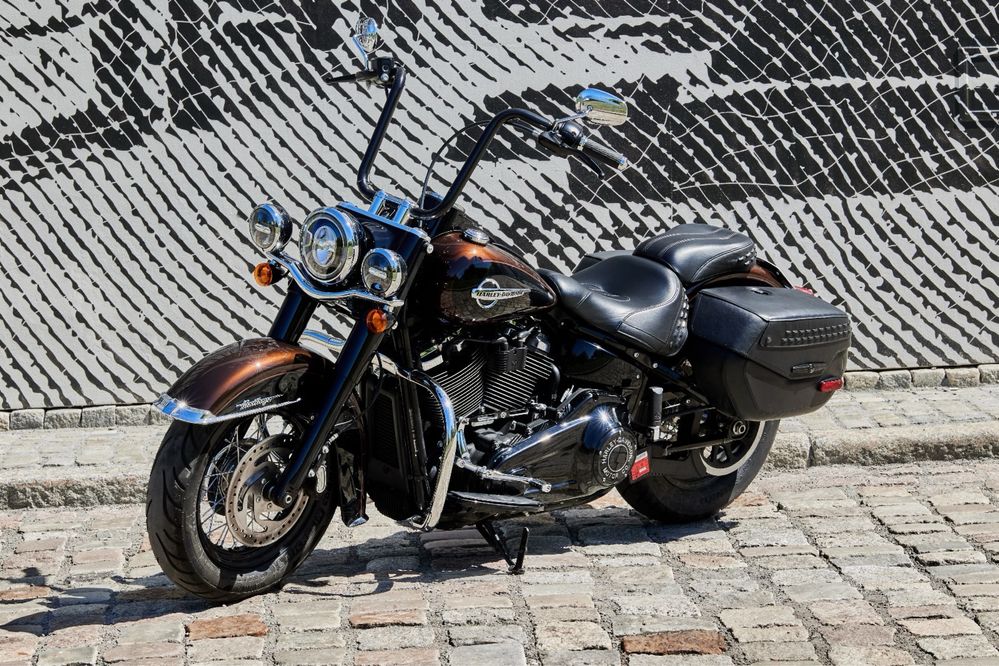 Harley-Davidson Heritage M8 114