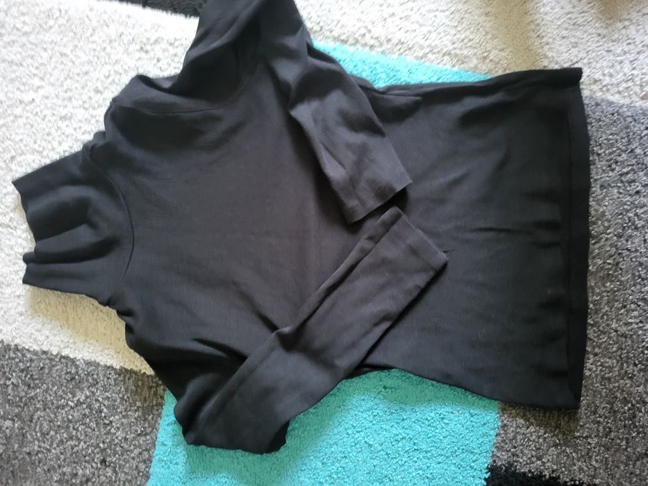 Czarny bawełniany golf 140 cm