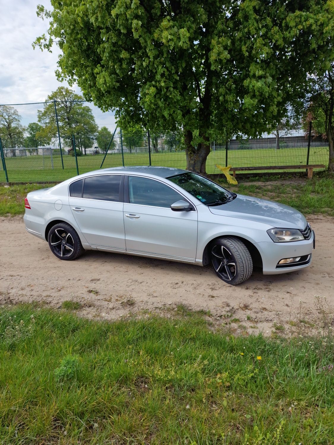 Volkswagen Passat B7 2.0tdi 2 komplety kół, nawigacja, bluetooth,klima