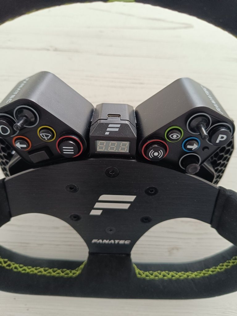 Fanatec Universal Hub+ CSL Steering Wheel GT QR metálico