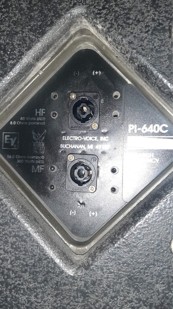 Sistema de Som EV Electro Voice 4 tops