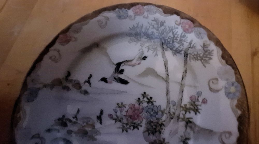 Pratos policromados japoneses pintados à mão porcelana Meiji pássaros