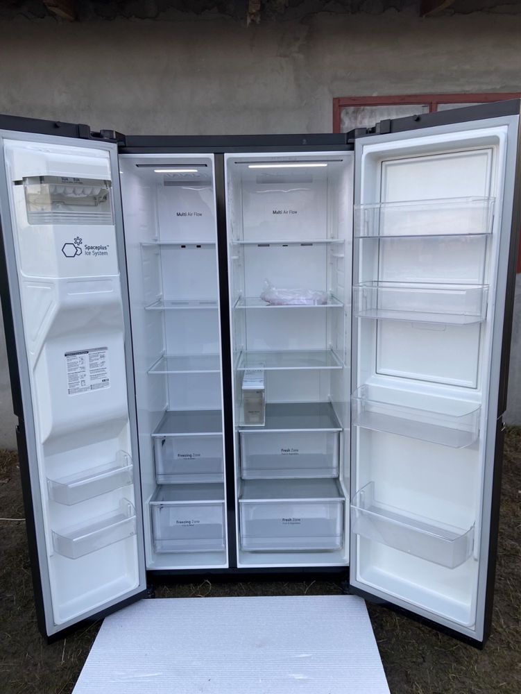 Продам Холодильник Б/У LG Side-by-Side.GC-B257JLYV. 2023 рік.Доставлю