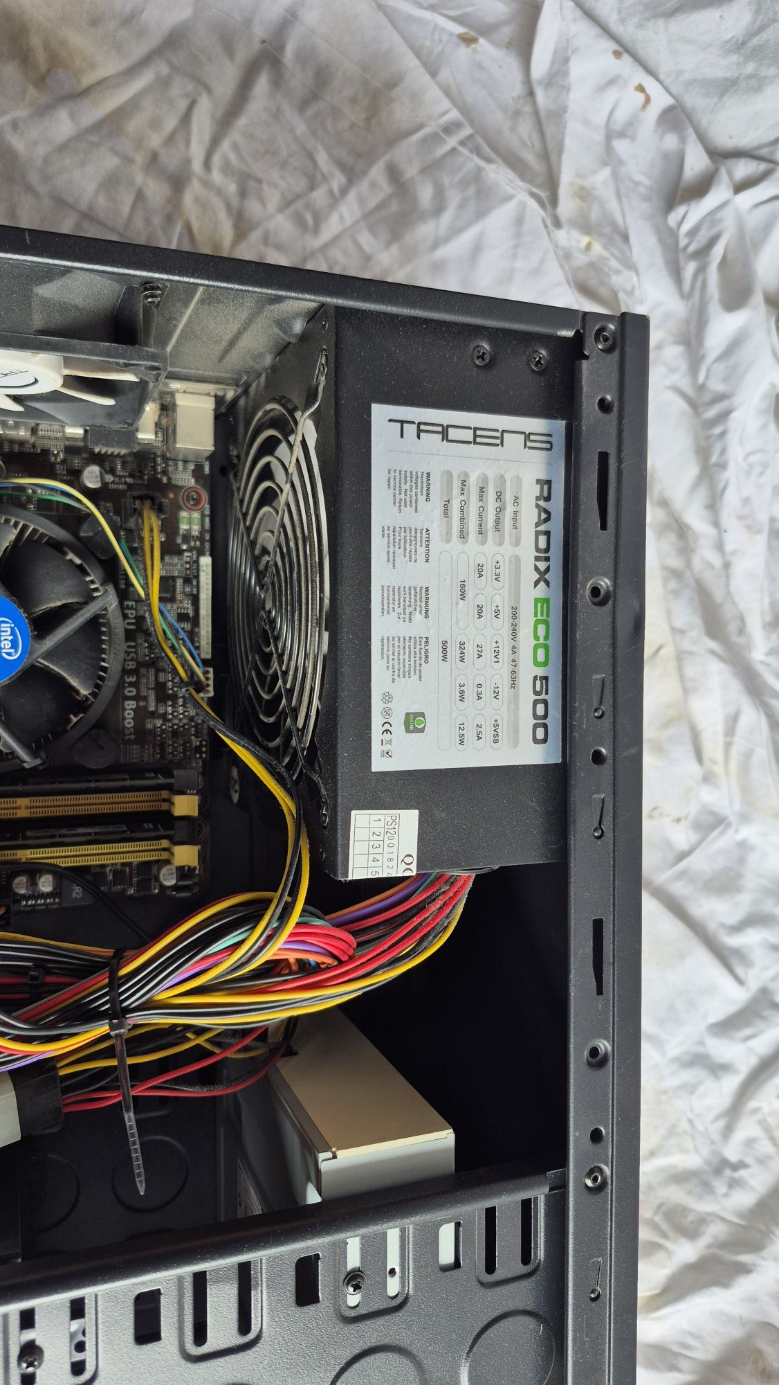komputer Płyta główna ASUS B85M-G + i3-4130 8GB RAM zasilacz radix 500