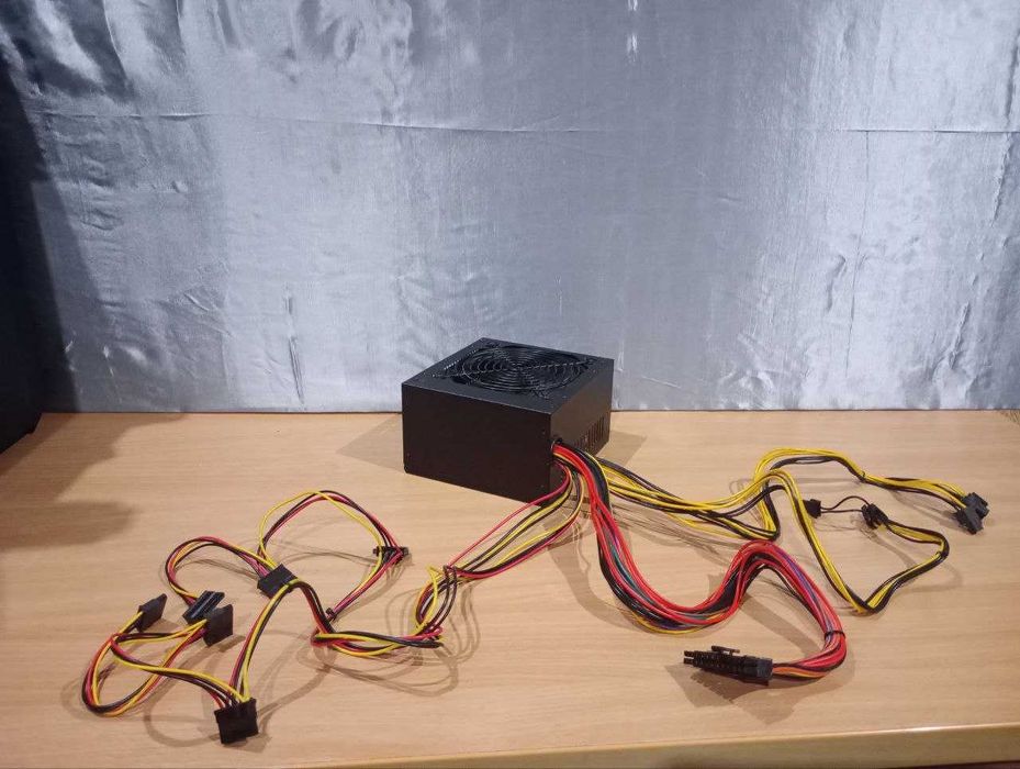Блок живлення Vinga 450W OEM (PSU-450-12) б/в