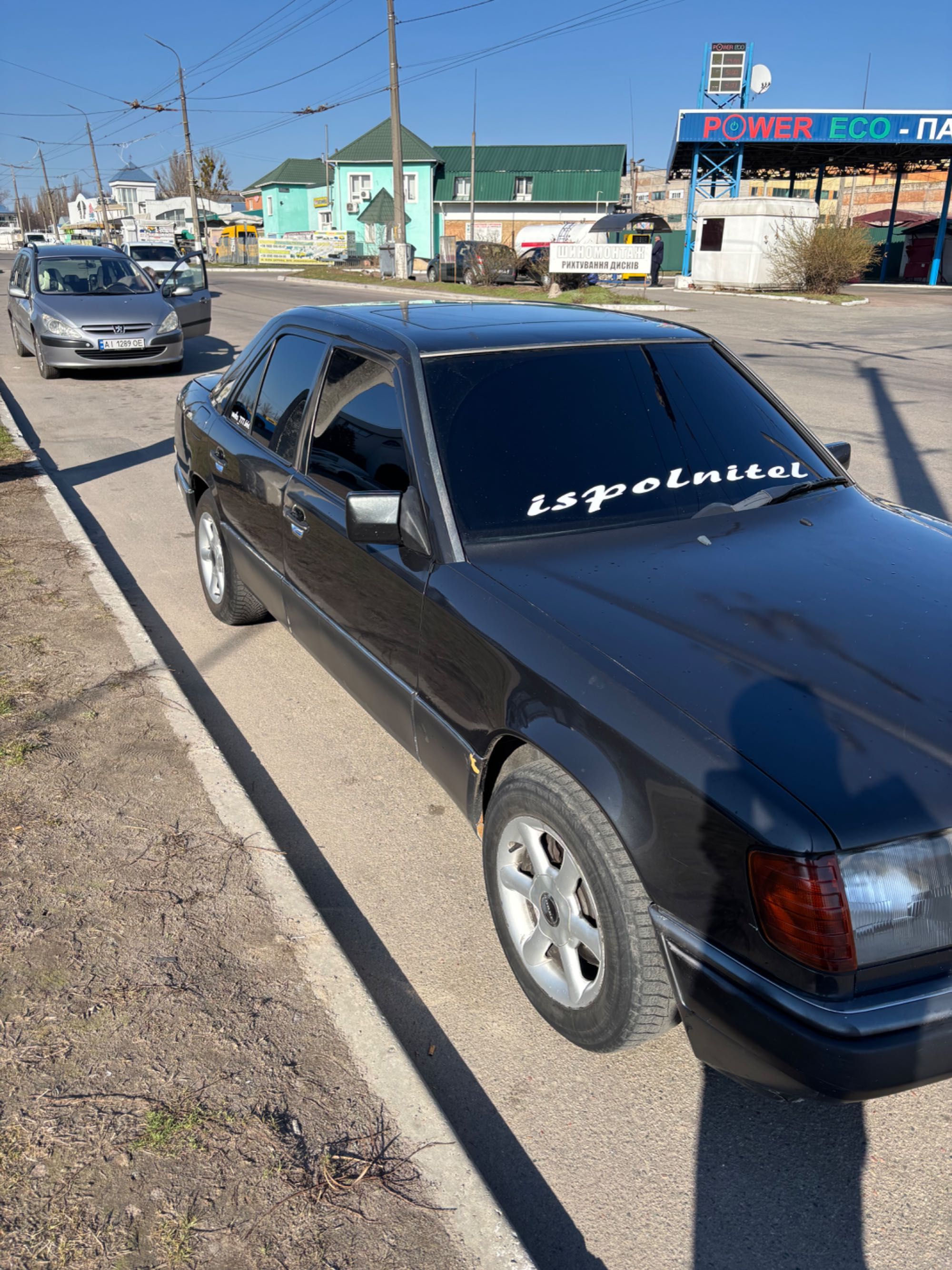Мерседес 124 2.3 102