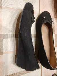 Sapatos pretos 38