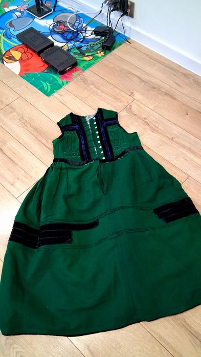 Sukienka ludowa bardzo ładna z prl