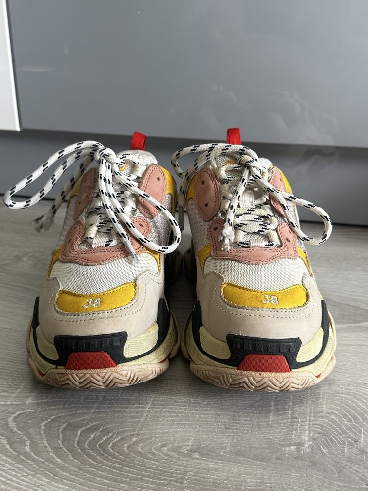Balenciaga triple 38