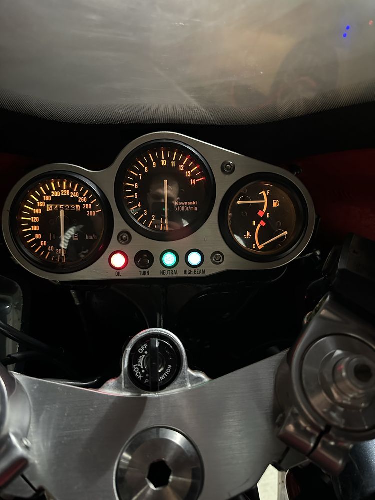 Kawasaki zx9r 1996