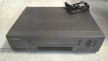 Leitor VHS Grundig