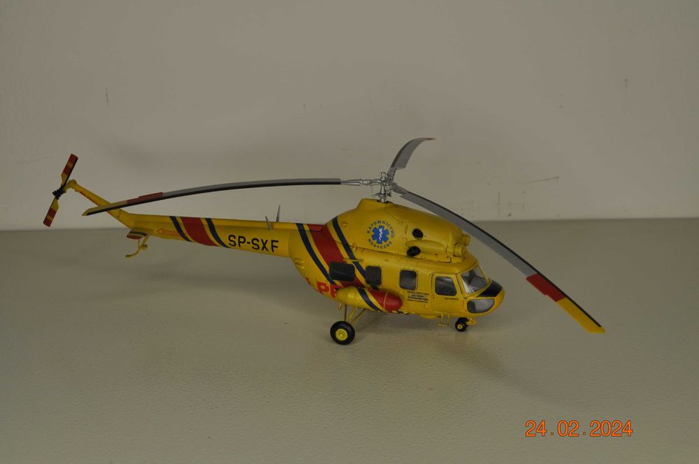 Śmigłowiec LPR Mi-2 Pogotowie SP-SXF Helikopter GOTOWY 1/48