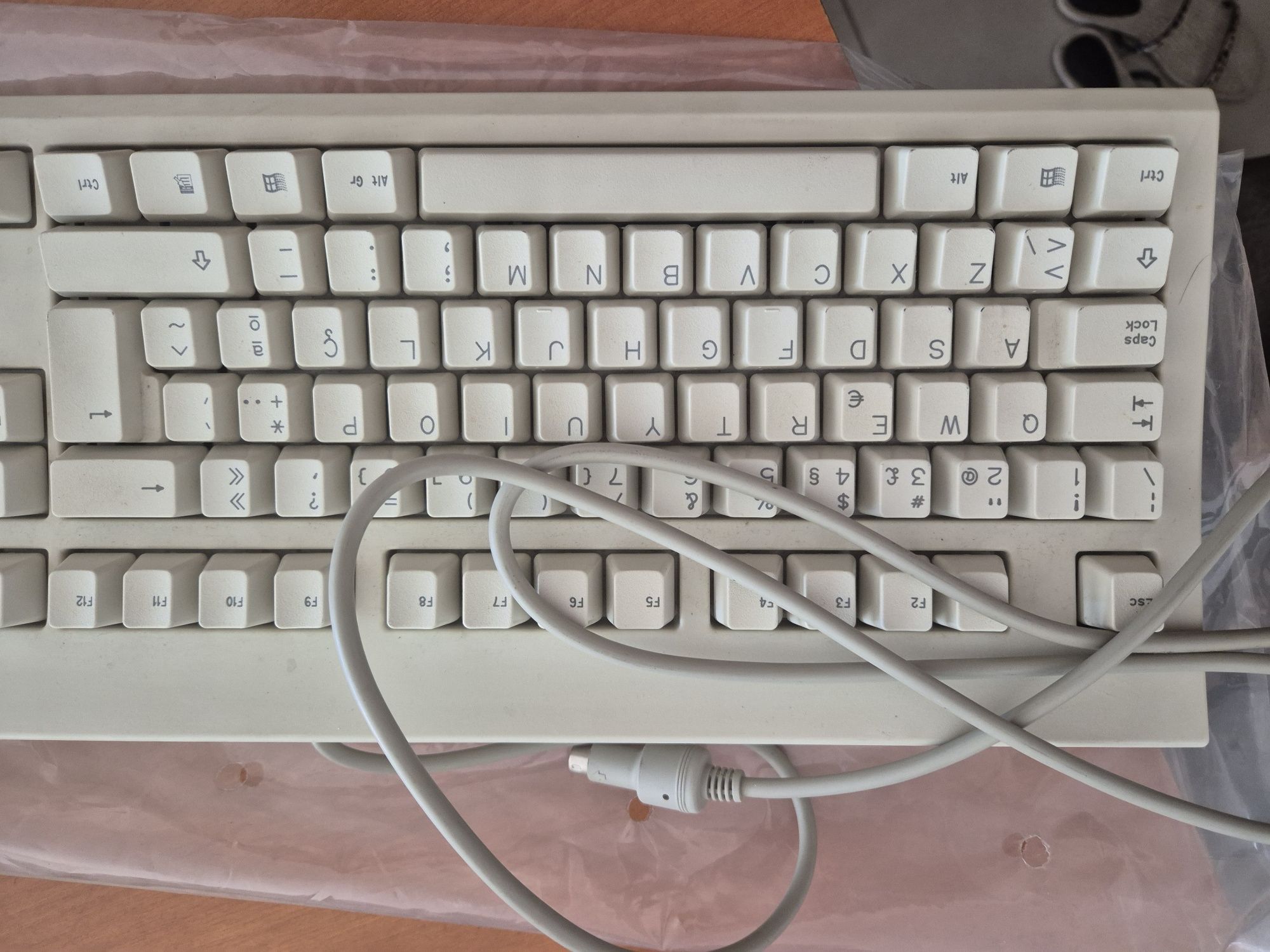 Teclado computador Key Tronic