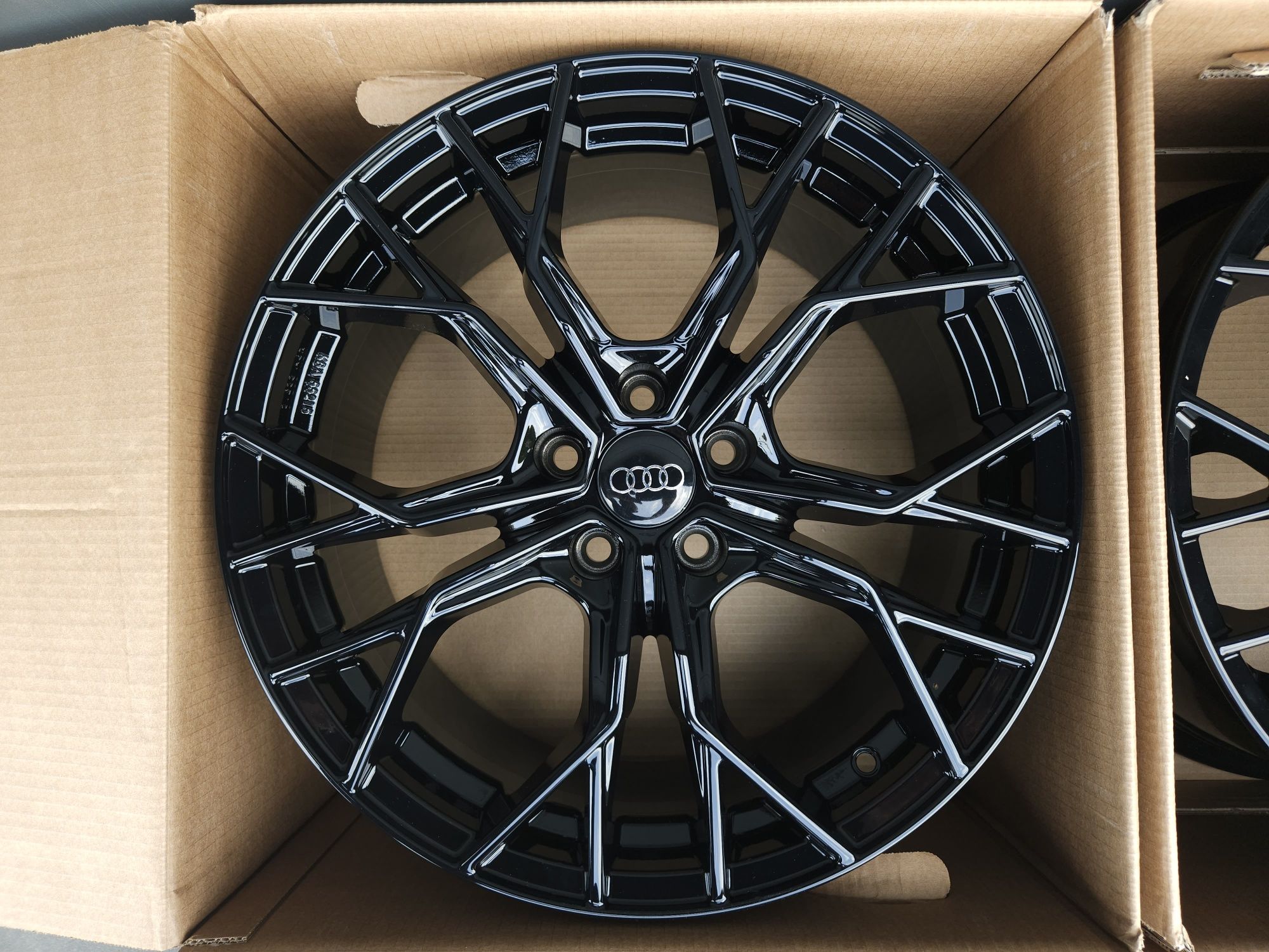 AUDI 19 " Nowe 5x112 A4 / S4 B8 A6 C7 C8 Felgi Czarne Alufelgi