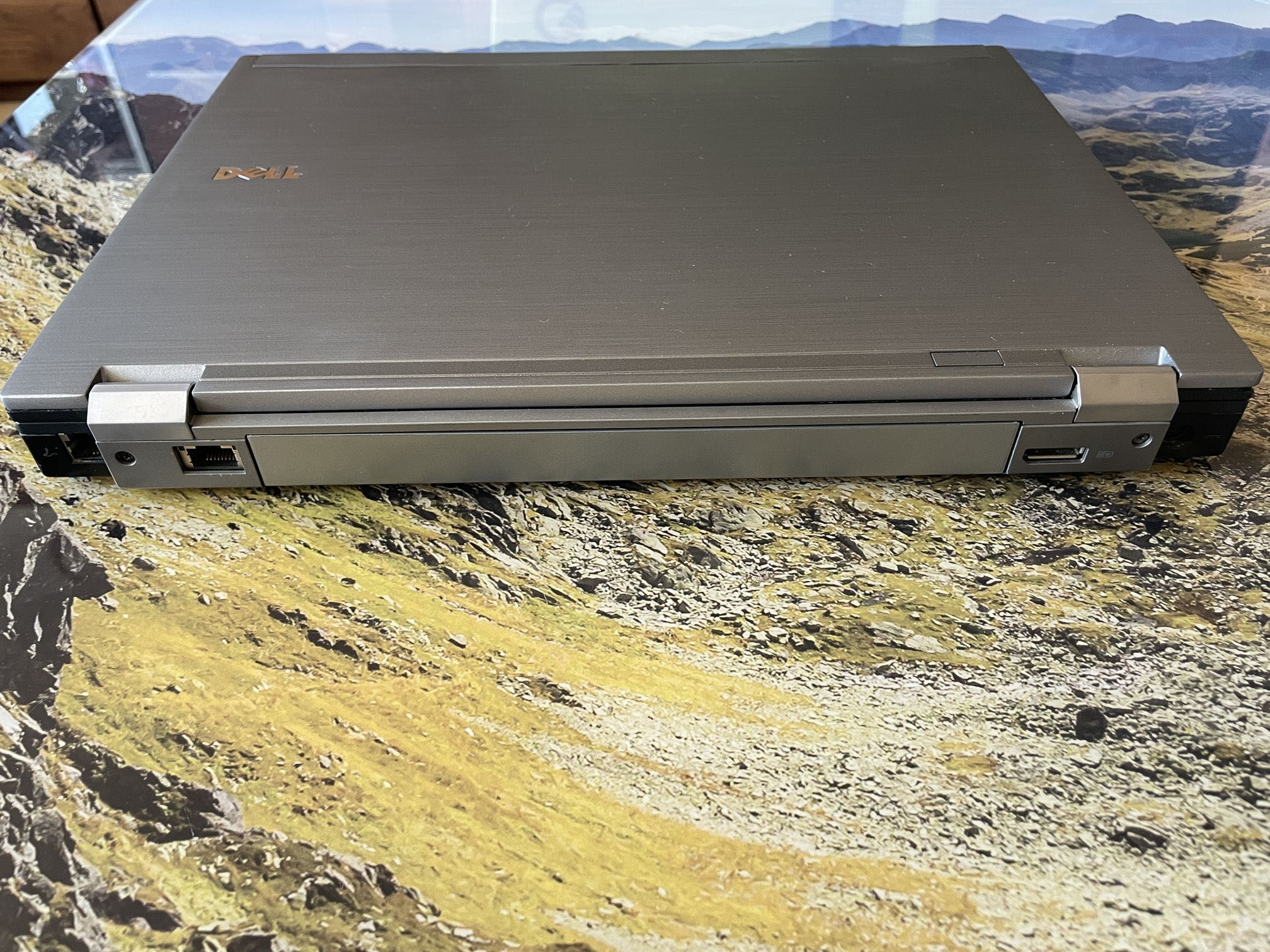 Dell Latitude E6410 i7-640M 8GB nVidia NVS 3100M 120GB SSD + 320GB HDD