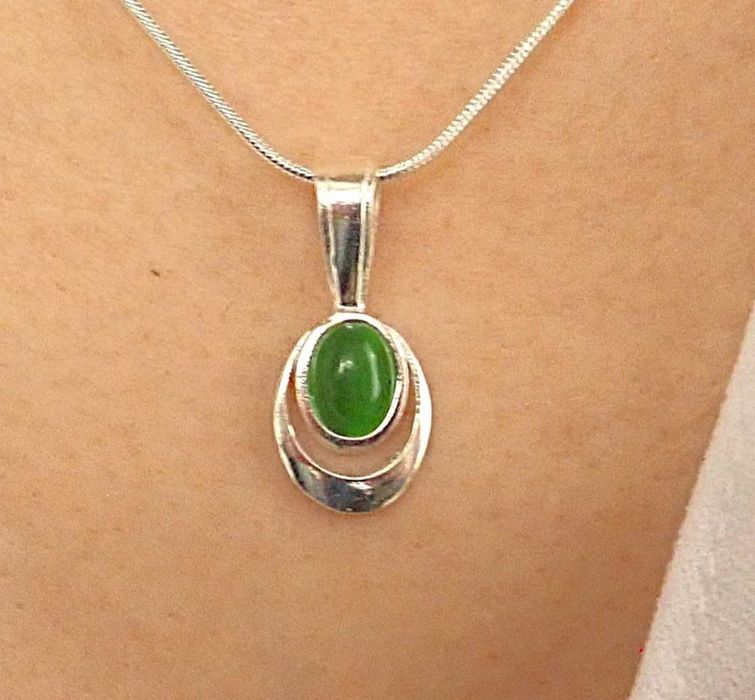 Komplet srebrnej biżuterii. Próba 925. Kamień Kocie Oko Zielone.