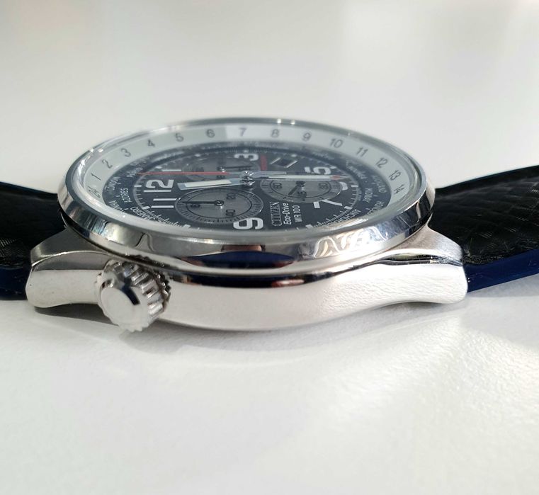 Citizen Eco-Drive Chronograph World Time + gratis