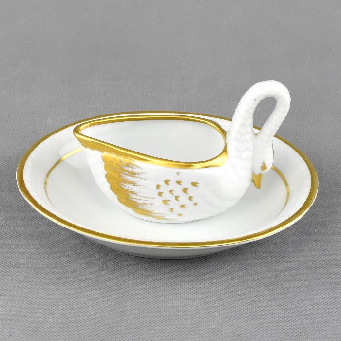 Molheira com travessa em forma de Cisne Porcelana Vista Alegre