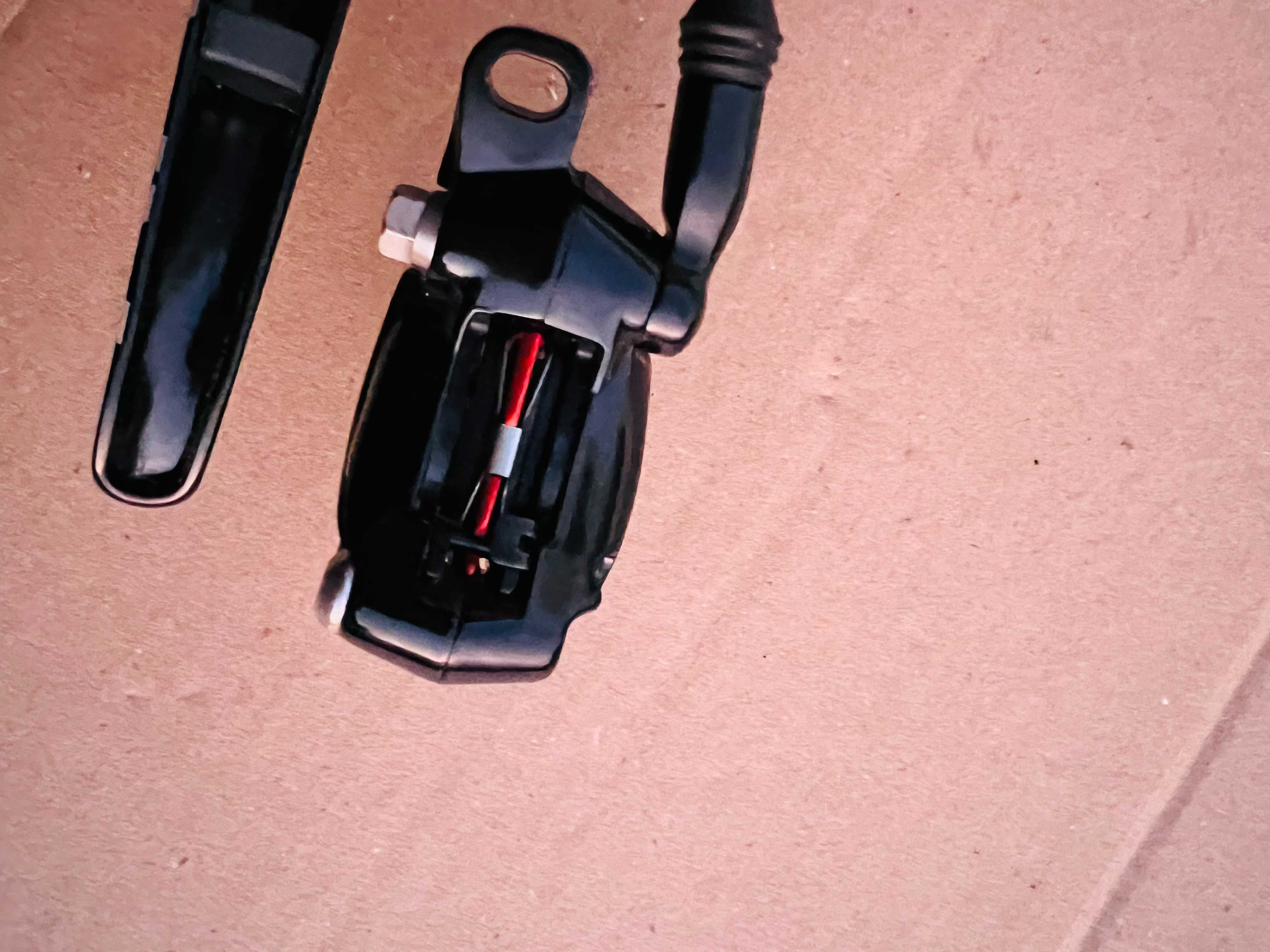 Klamkomanetki SRAM APEX HYDRO R Hamulce hydrauliczne zacisk 1x11s NOWE