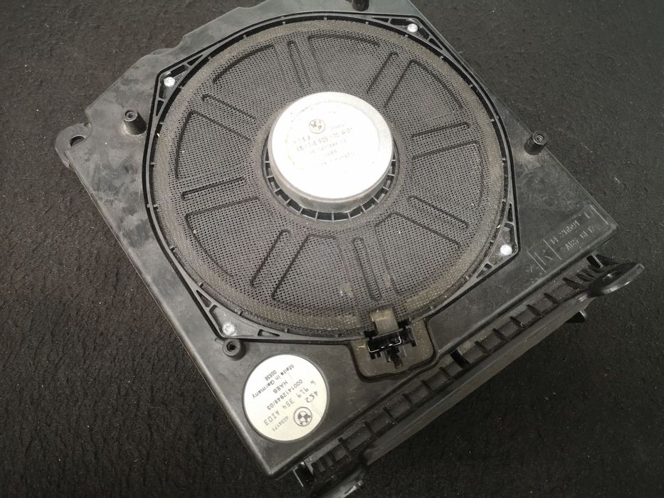 Coluna de som SUBWOOFER direito bmw5 e60 e61 2003-2009